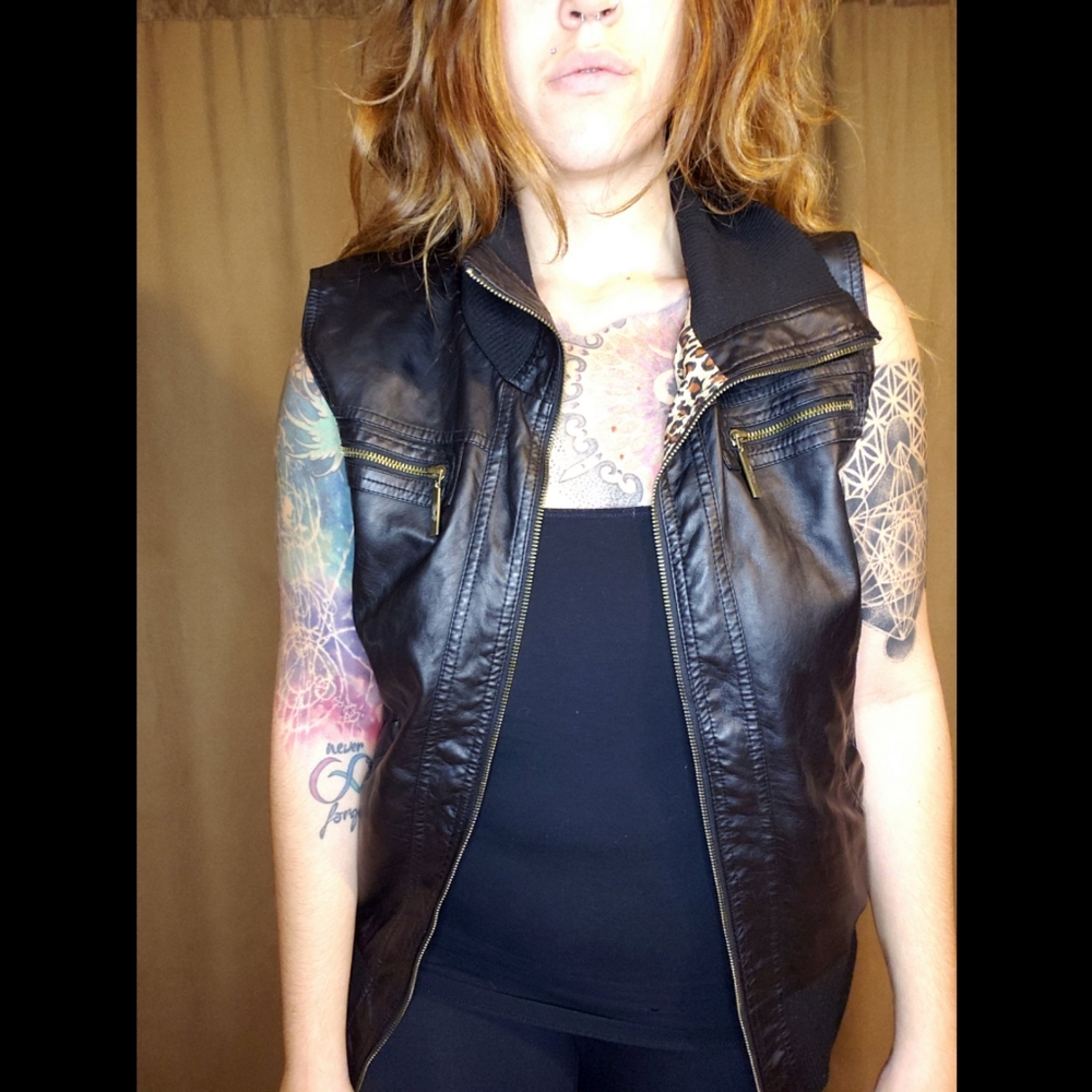 Faux Leather cropped jacket vest